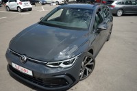 VW Golf VIII Variant 1.5 TSI R-Line