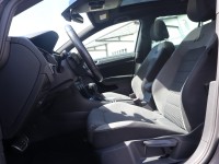 VW Golf VII 2.0 TDI DSG R-Line Pano VC