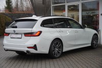 BMW 330 i xDrive Sport Line