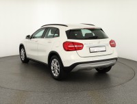 Mercedes-Benz GLA 200 7G-DCT Style