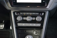 VW Touran 1.5 TSI R-Line
