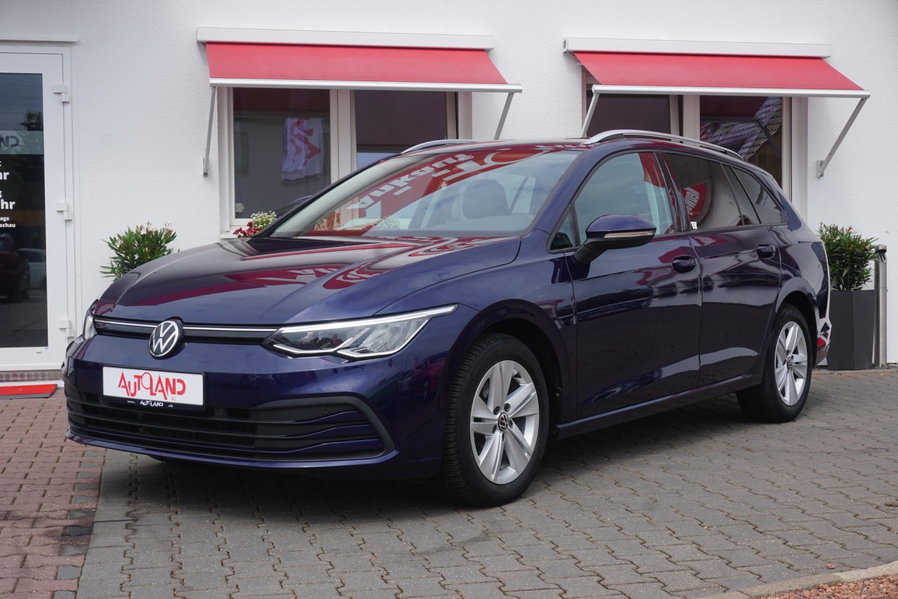 VW Golf VIII Variant 1.5 TSI Life