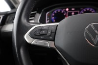 VW Passat Variant 1.5 TSI R-Line