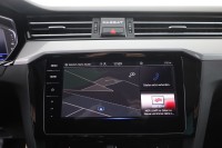 VW Passat Variant 2.0 TDI DSG R-Line