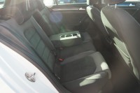 VW Golf 1.5 TSI Highline R-Line