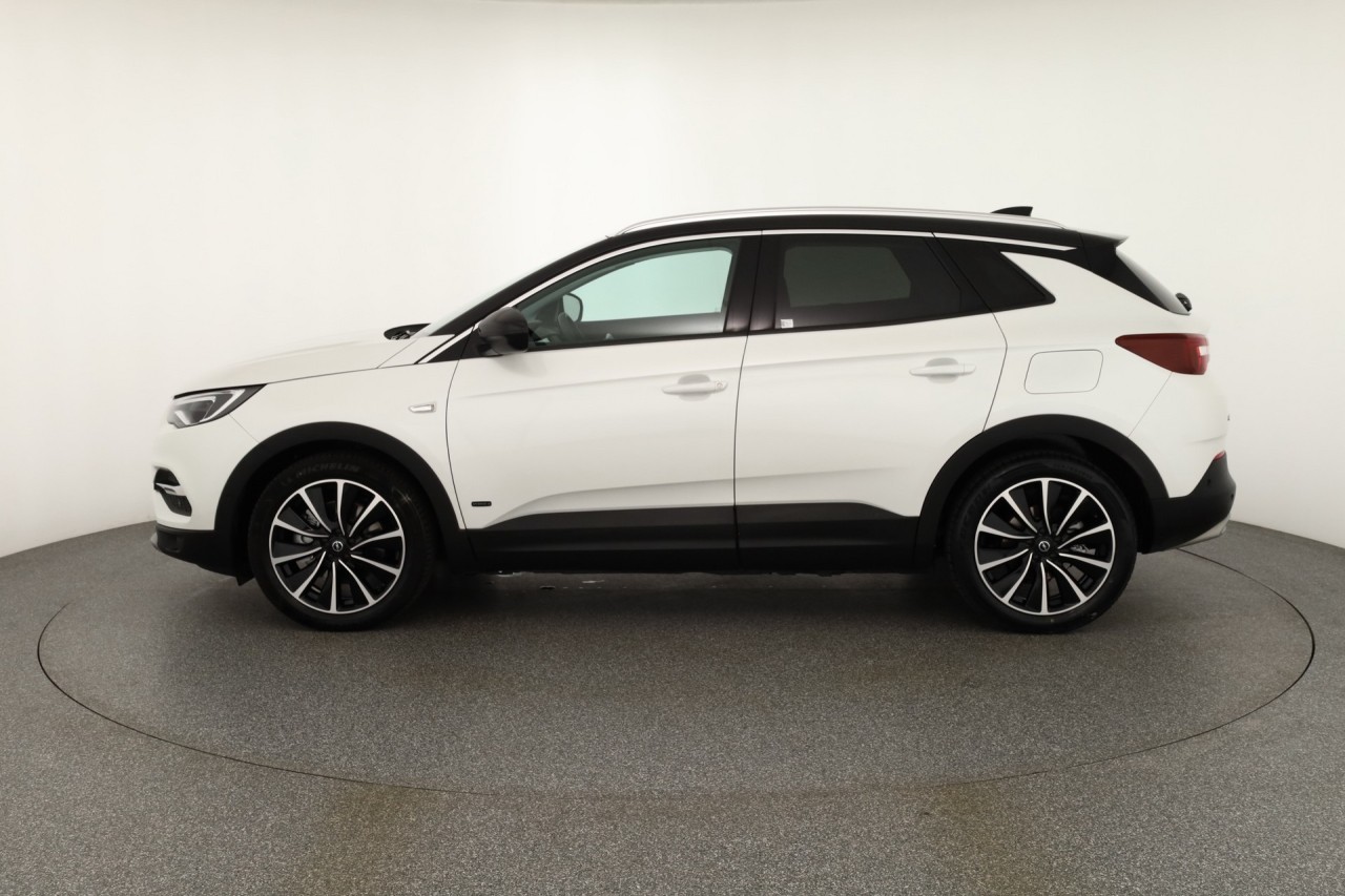 Opel Grandland 1.6 Turbo PHEV 4x4