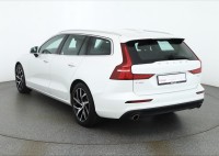 Volvo V60 Momentum Pro