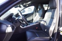 Jaguar XE 2.0 R-Dynamic Black