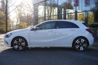 Mercedes-Benz A 220 A220 4Matic Urban 4-Matic 7G-DCT