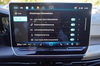 VW Golf VIII Variant 1.5 eTSI R-Line DSG