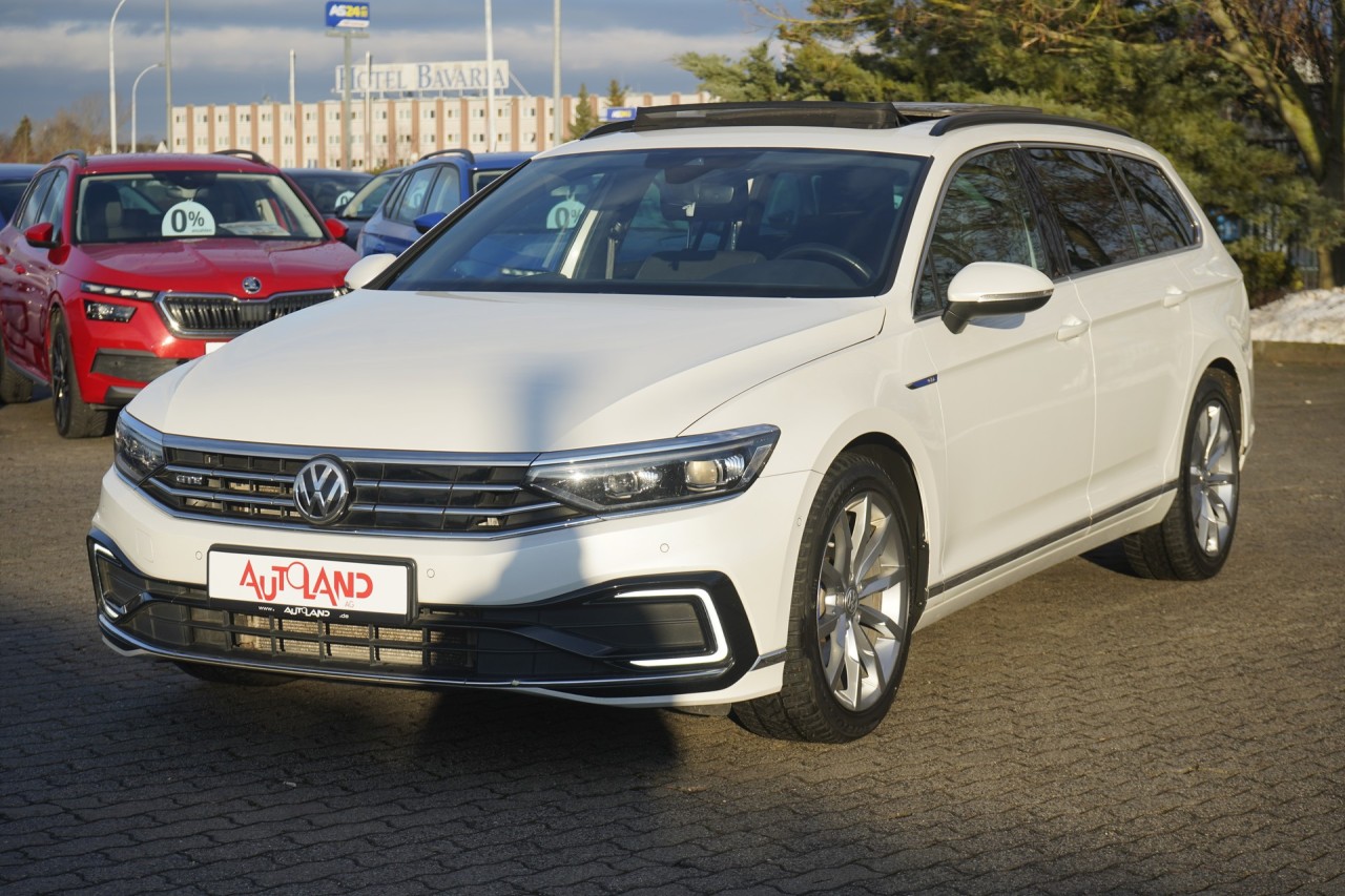 VW Passat Variant GTE