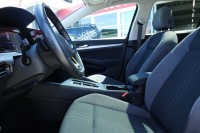 VW Golf VIII Alltrack 2.0 TDI 4M DSG Pano