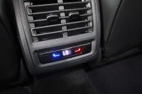 VW Golf VIII Variant 1.5 eTSI R-Line DSG