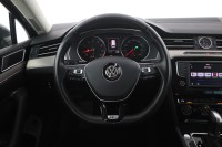 VW Passat Variant 1.8 TSI DSG R-Line