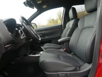 Mitsubishi Outlander 2.4 Hybrid PHEV Intro Edition 4WD