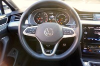 VW Passat Variant 1.5 TSI R-Line