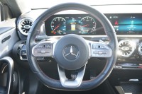 Mercedes-Benz A 200 A200 Lim. DCT AMG Line 18Z MBUX Pano