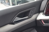 VW Golf VIII Variant 1.0 eTSI DSG