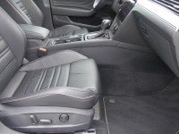 VW Passat Variant 2.0 R-Line 4Motion