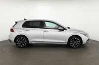 VW Golf VIII 1.5 eTSI DSG