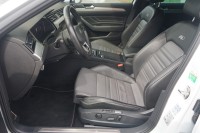 VW Passat Variant 2.0 TDI DSG 4M R-Line