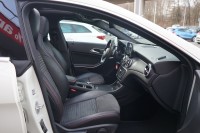 Mercedes-Benz CLA 200 AMG Line