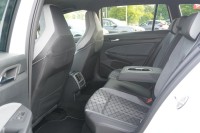 VW Golf VIII Variant 2.0 R-Line DSG