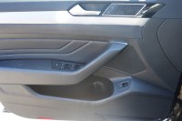 VW Passat Variant 1.5 TSI Elegance DSG