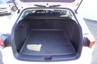 VW Golf VIII Variant Life eTSI DSG