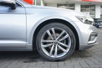 VW Passat Variant 2.0 TDI Elegance DSG