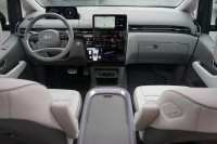 Hyundai Staria 1.6 T-GDI HEV Signature Aut.