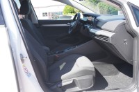 VW Golf VIII Variant 1.5 eTSI DSG