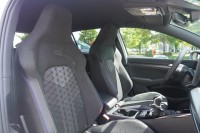 VW Golf VIII 1.5 TSI R-Line