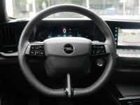 Opel Astra L Sports Tourer 1.2 Edition