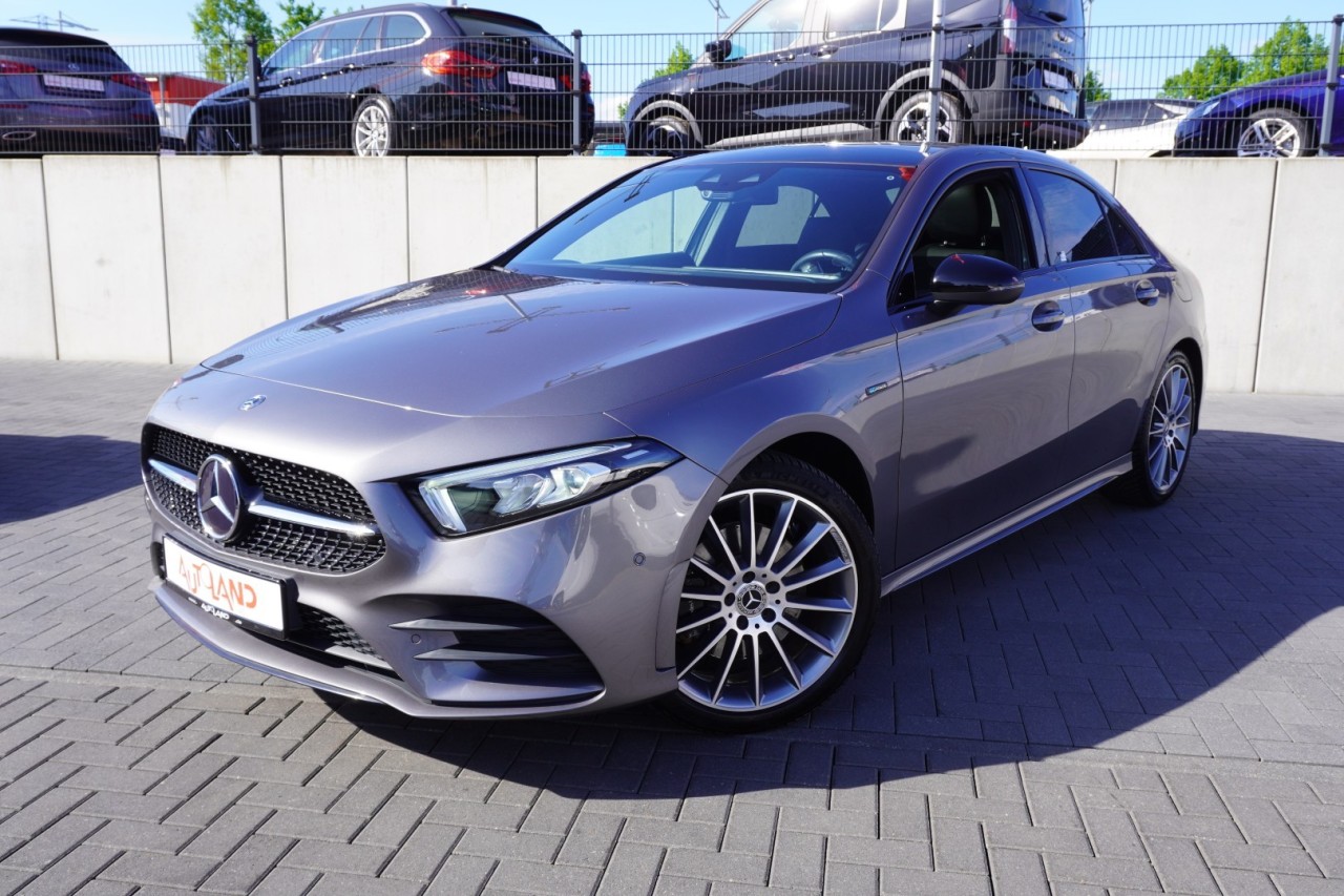 Mercedes-Benz A 250 A250 e AMG Line Limo
