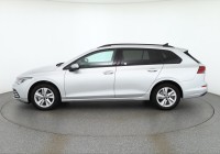 Vorschau: VW Golf VIII Variant 1.0 eTSI DSG