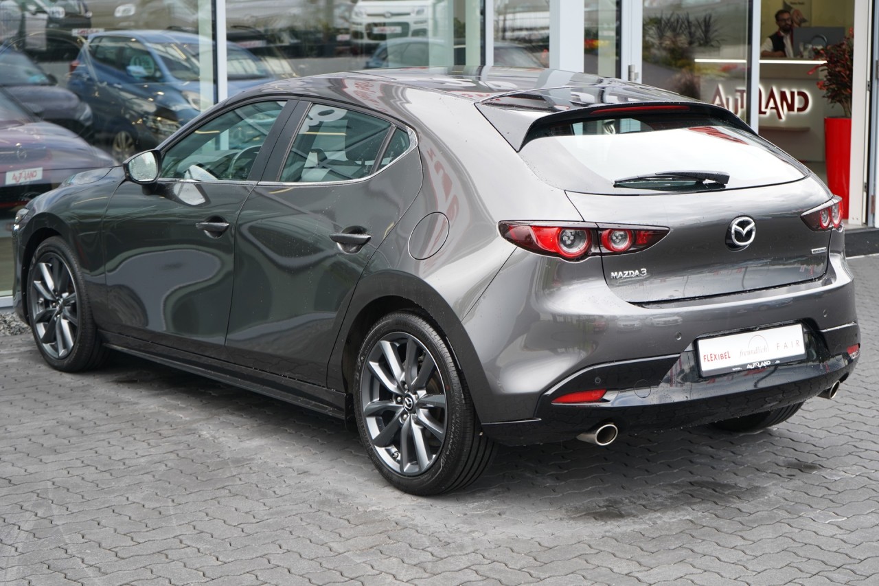 Mazda 3 Skyactive-G M-Hybrid Selection