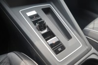 VW Golf VIII 2.0 TDI R-Line DSG
