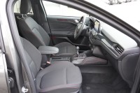 Ford Focus 1.0 M-Hybrid ST-Line X