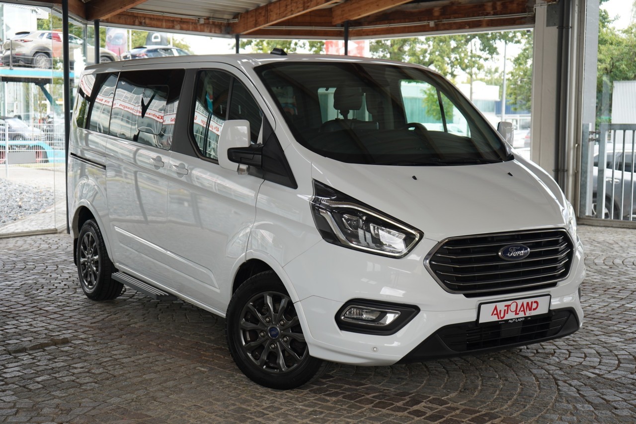 Ford Tourneo Custom 2.0 Titanium
