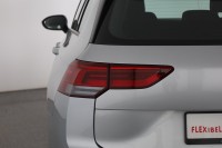 VW Golf VIII Variant 1.5 eTSI DSG