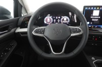 VW Golf VIII Variant 1.5 TSI