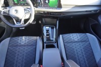 VW Golf VIII 2.0 R-Line 4M SHZ VC