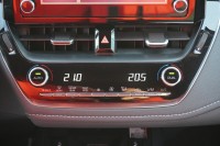 Toyota Corolla 1.8 Hybrid TS Team D