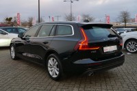 Volvo V60 B4 Momentum Pro Geartronic