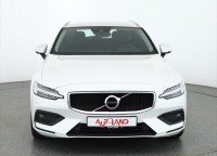 Volvo V60 Momentum Pro