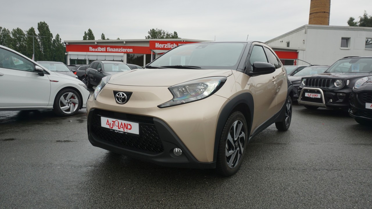 Toyota Aygo X Team D