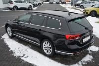 VW Passat Variant 1.5 TSI DSG R-Line