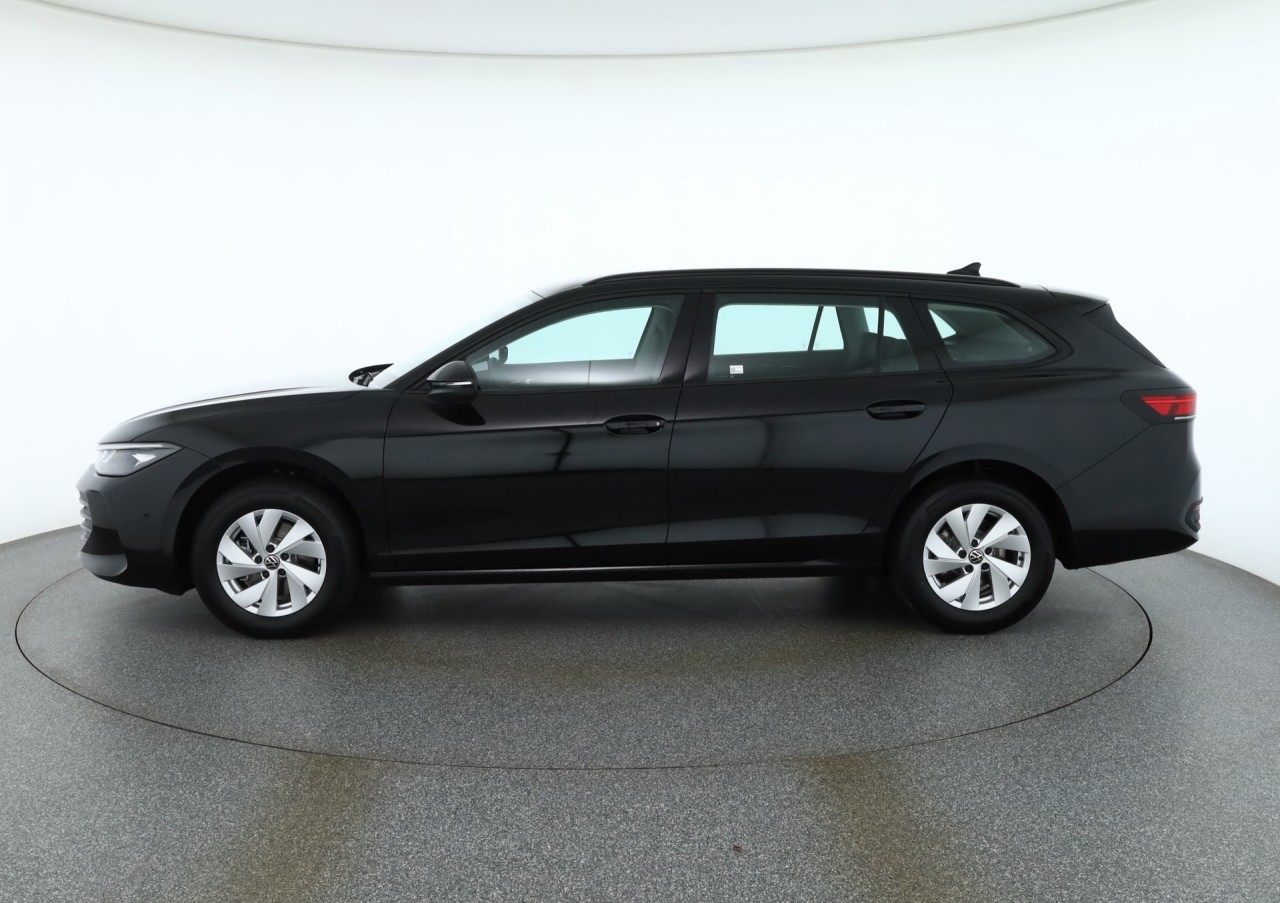 VW Passat Variant 1.5 eTSI DSG