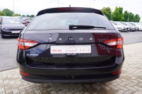 Skoda Superb Combi 2.0 TDI DSG Ambition Pano